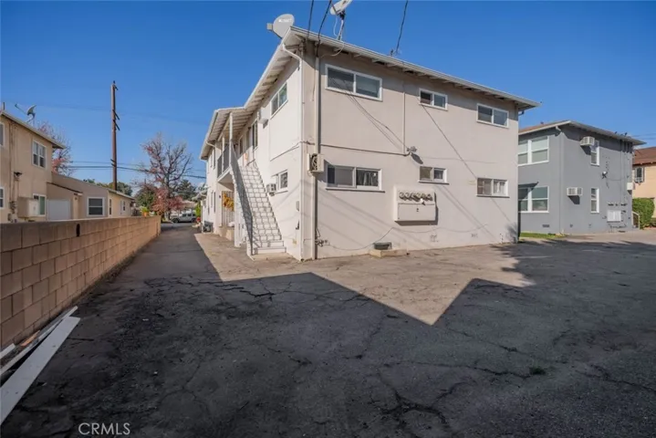 5654 Kester Avenue, Van Nuys, California 91411