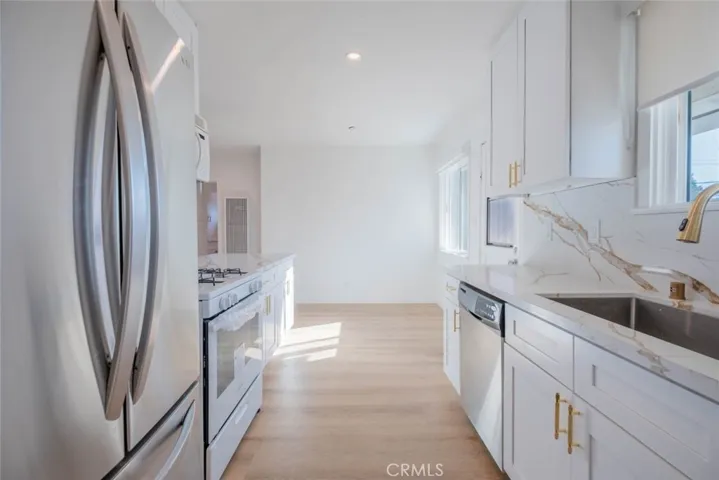 5654 Kester Avenue, Van Nuys, California 91411