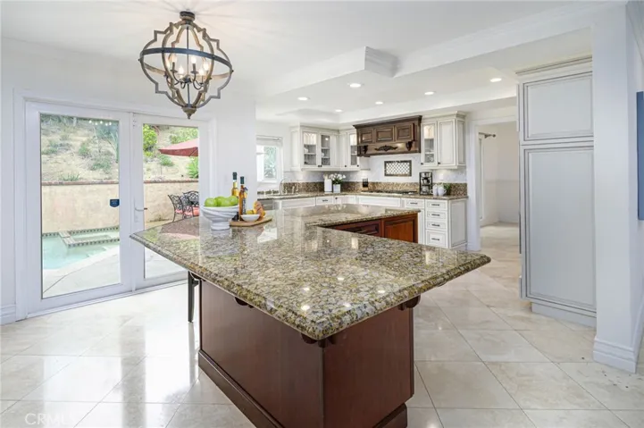 4373 Smoketree Avenue, Yorba Linda, California 92886