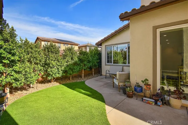 45175 Via Vela, Temecula, California 92592