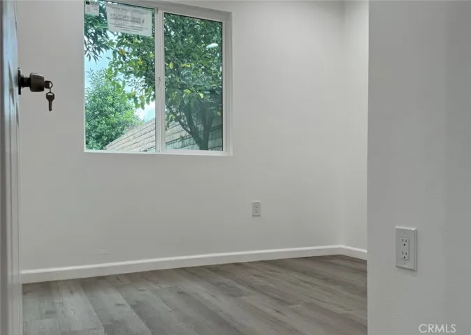 7317 White Oak Avenue, Reseda, California 91335