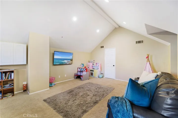 The third floor can be used for many options, what will you choose?