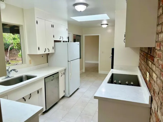 543 Vannier Drive, Belmont, California 94002