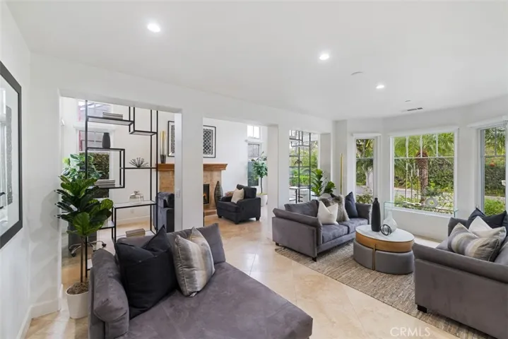 1312 Dover Drive, Newport Beach, California 92660