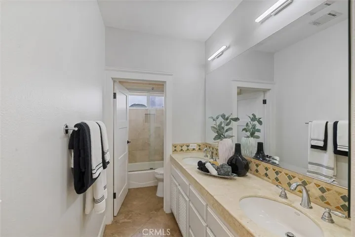 1312 Dover Drive, Newport Beach, California 92660