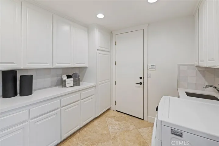 1312 Dover Drive, Newport Beach, California 92660