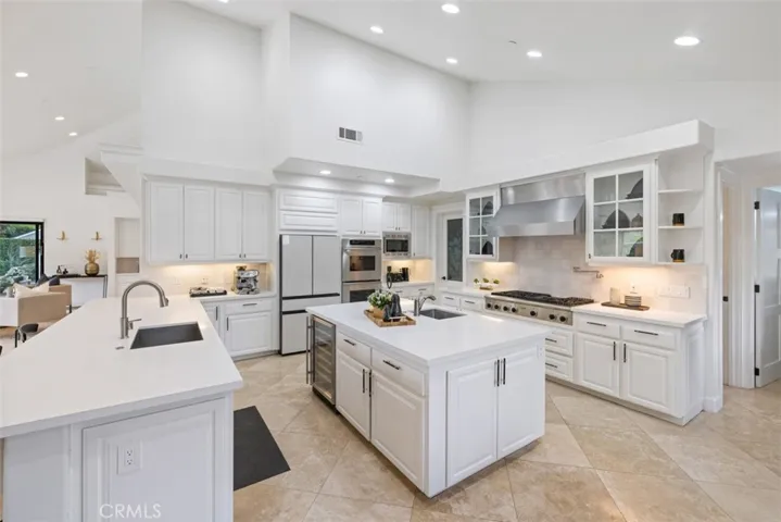 1312 Dover Drive, Newport Beach, California 92660