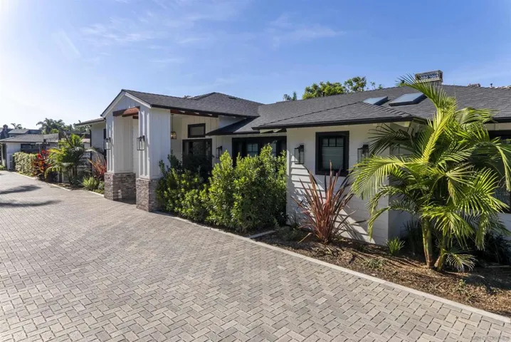 437 439 Fulvia St, Encinitas, California 92024