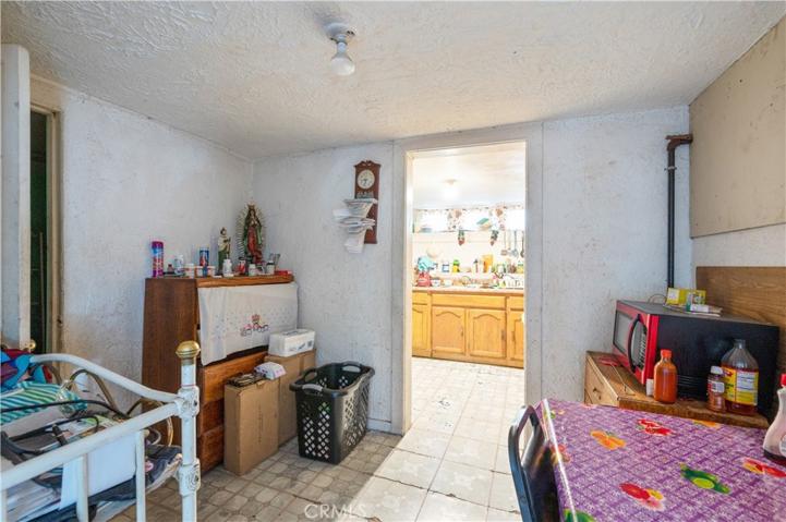 front bottom kitchen dining