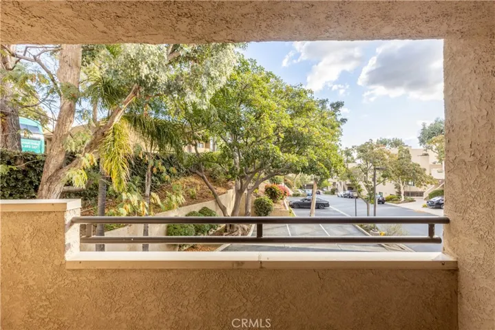 185 Mcafee Court, Thousand Oaks, California 91360
