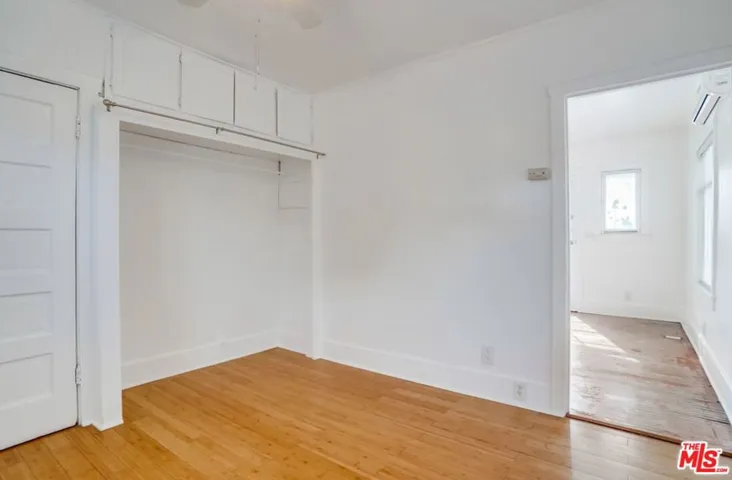 2533 1/2 Elsinore Street, Los Angeles, California 90026