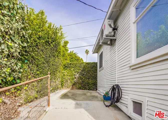 2533 1/2 Elsinore Street, Los Angeles, California 90026