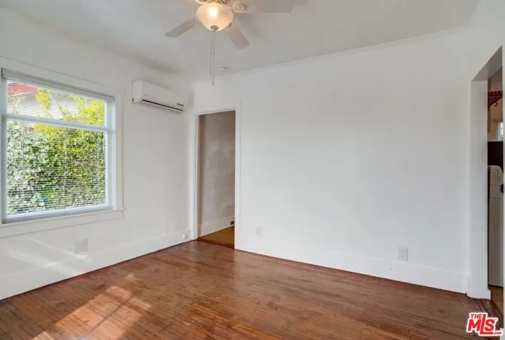 2533 1/2 Elsinore Street, Los Angeles, California 90026