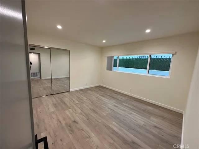 2021 N Beachwood Drive 3, Los Angeles, California 90068