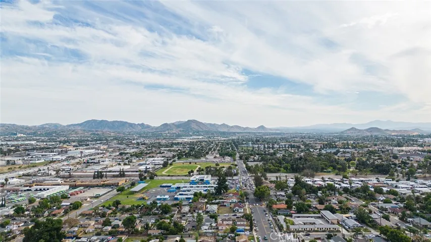 1087 W Rialto Avenue, San Bernardino, California 92410
