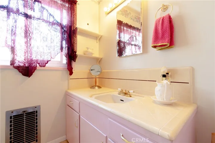 2210 Russell Street, La Habra, California 90631
