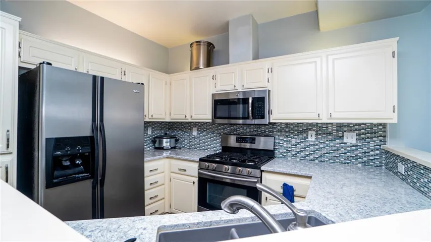 1055 S Positano Avenue, Anaheim Hills, California 92808