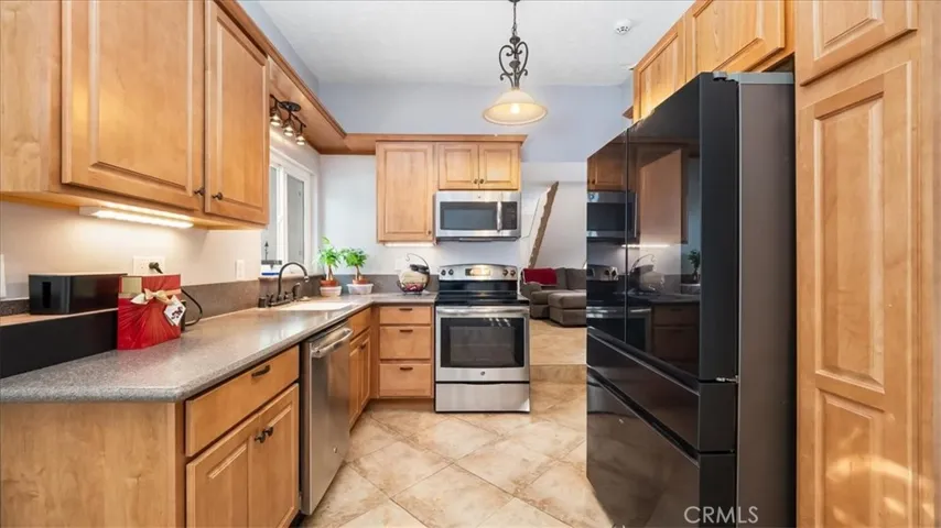 3796 Elm Avenue, San Bernardino, California 92404