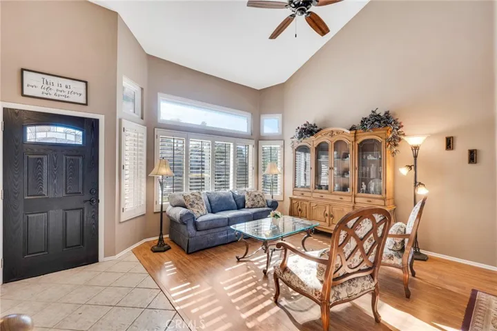 28917 Seco Canyon Road, Saugus, California 91390
