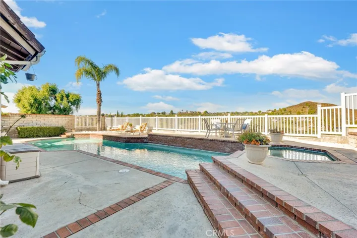 28917 Seco Canyon Road, Saugus, California 91390