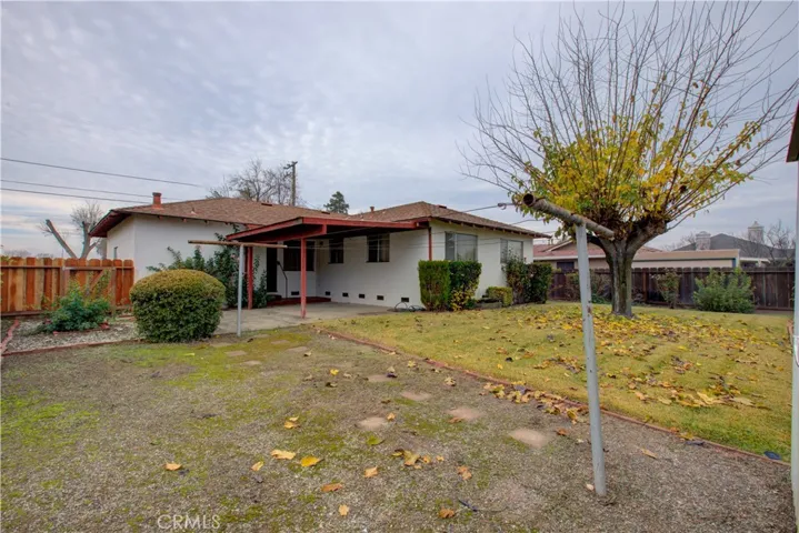 858 R Street, Newman, California 95360