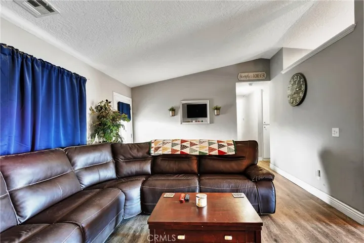 Living Room 4