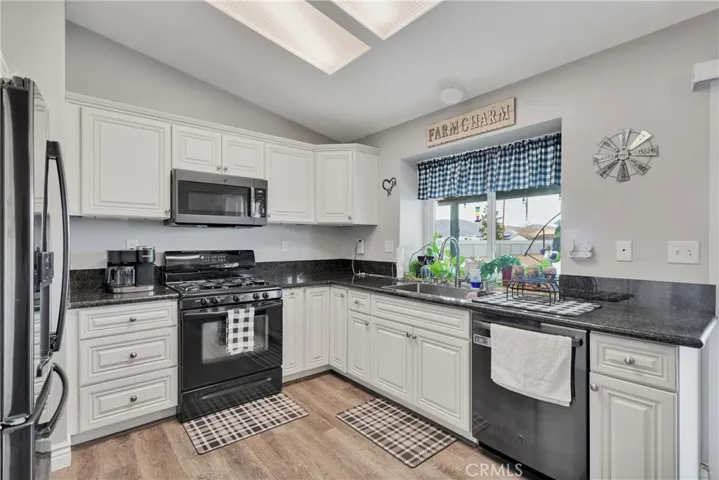 Kitchen 2