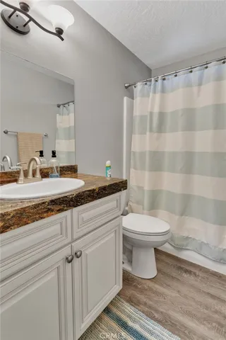 Bathroom 2-B