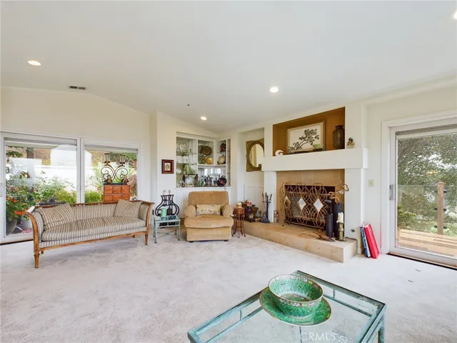 1215 Kristy Court, San Luis Obispo, California 93401