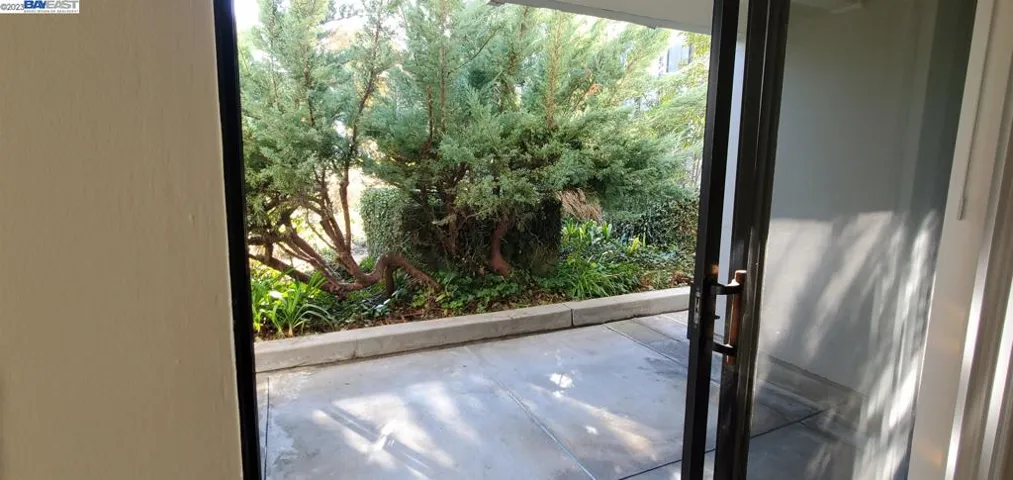 3 Captain Dr D206, Emeryville, California 94608