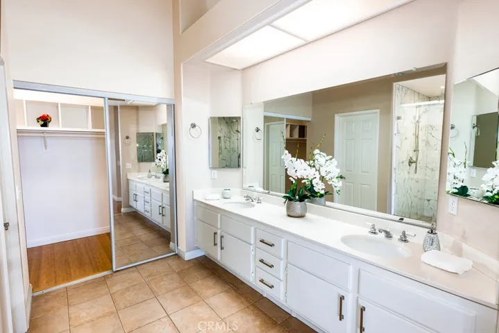 Dual Sinks