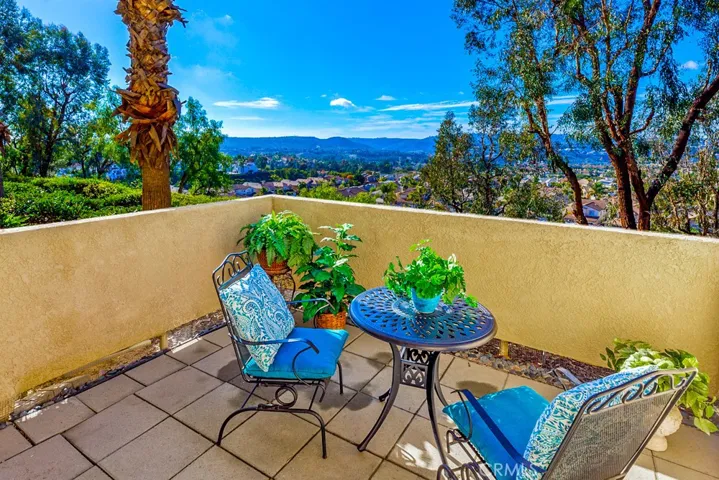 Spacious Patio