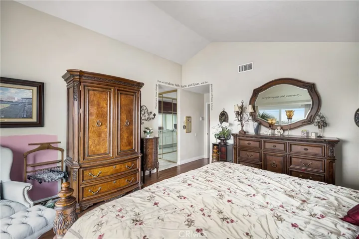 412 S Mountain View Court, Orange, California 92869