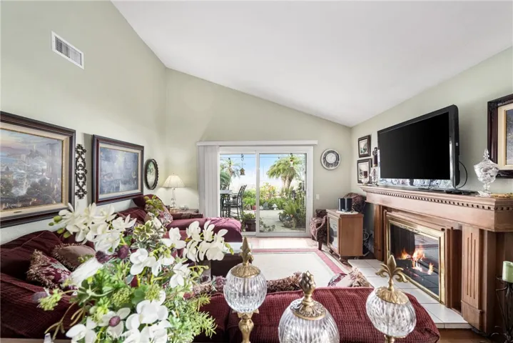 412 S Mountain View Court, Orange, California 92869