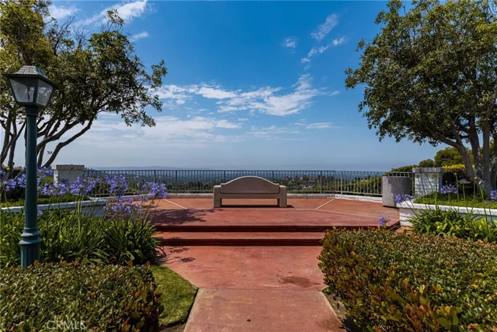412 S Mountain View Court, Orange, California 92869