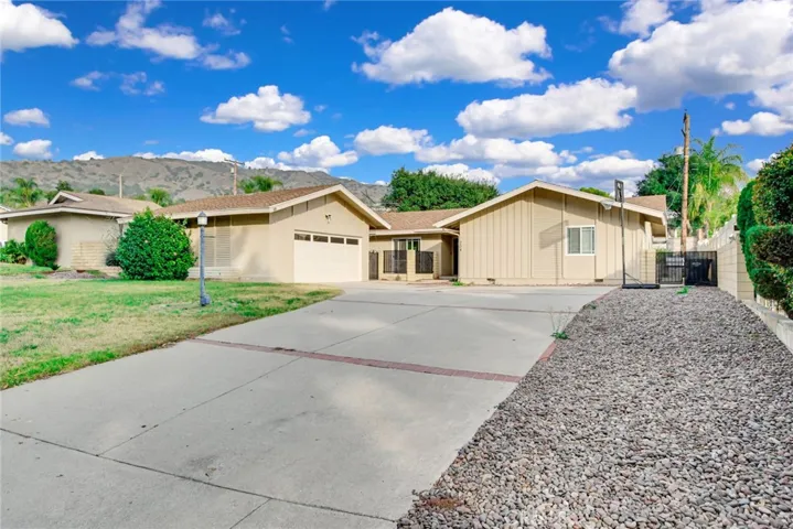 204 Verdugo Avenue, Glendora, California 91741