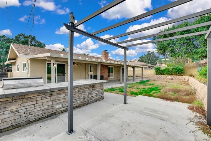 204 Verdugo Avenue, Glendora, California 91741