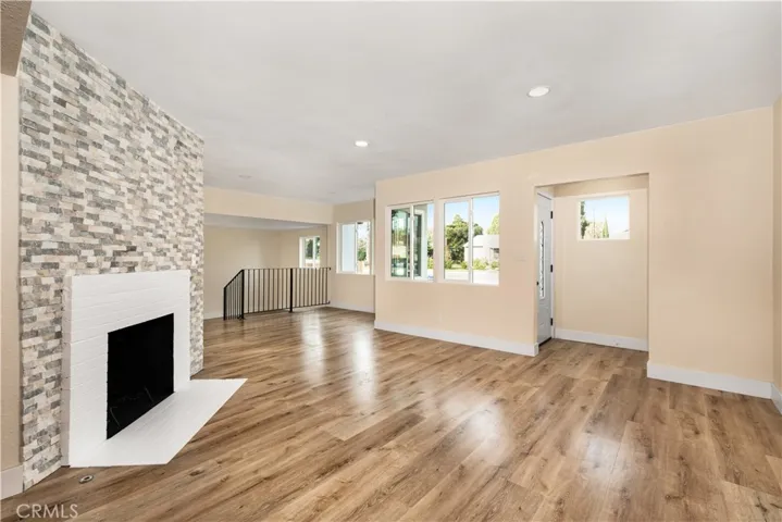 17124 Saticoy Street, Lake Balboa, California 91406