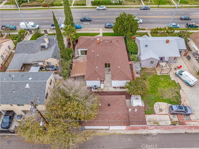 17124 Saticoy Street, Lake Balboa, California 91406