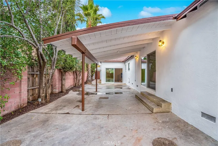 17124 Saticoy Street, Lake Balboa, California 91406