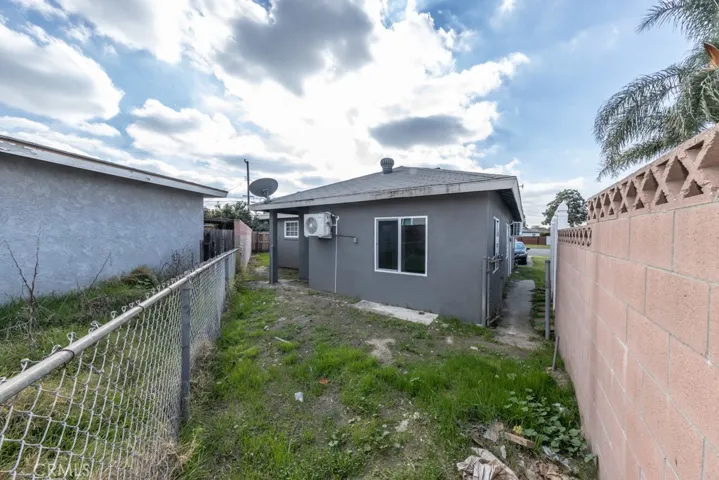 1412 Naples Place, Fullerton, California 92833
