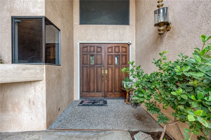 1909 Mountain Oak Road, Bakersfield, California 93311