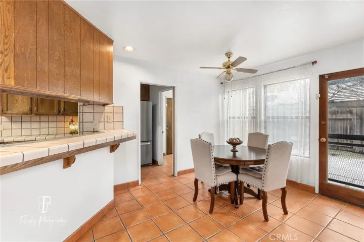 1909 Mountain Oak Road, Bakersfield, California 93311