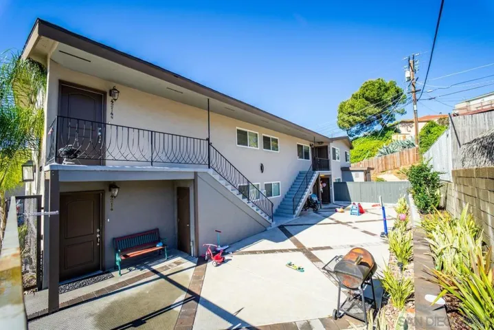 4214 Harbinson Ave, La Mesa, California 91942