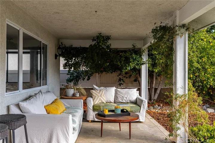 30536 Sparrow Hawk Drive, Canyon Lake, California 92587