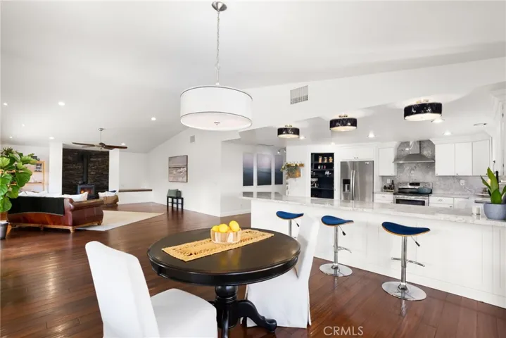 30536 Sparrow Hawk Drive, Canyon Lake, California 92587