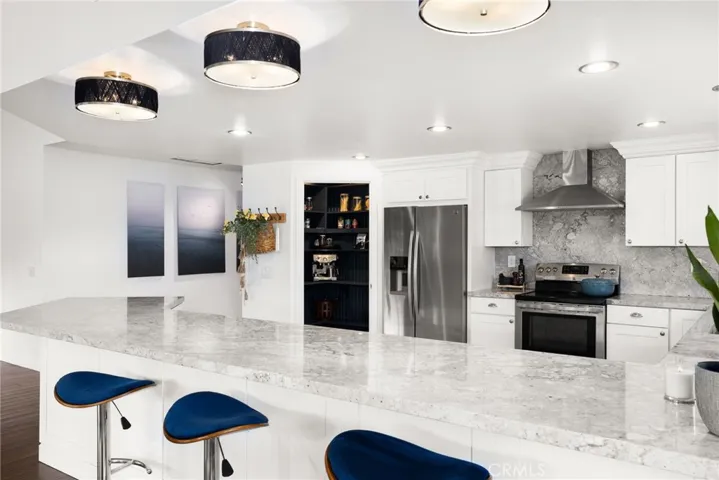 30536 Sparrow Hawk Drive, Canyon Lake, California 92587