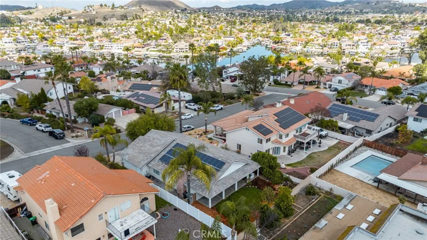 30536 Sparrow Hawk Drive, Canyon Lake, California 92587