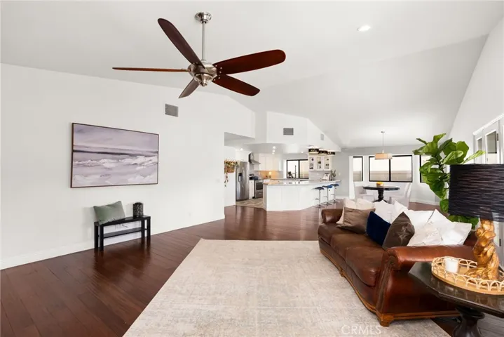 30536 Sparrow Hawk Drive, Canyon Lake, California 92587