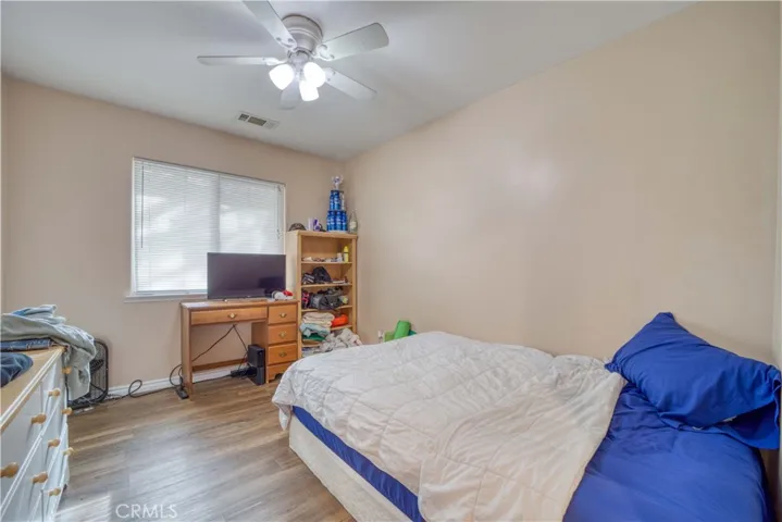 Bedroom 3 (no photo of bedroom 4)